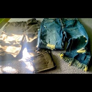 NEW RISEN JEANS SIZE 1XL from online boutique